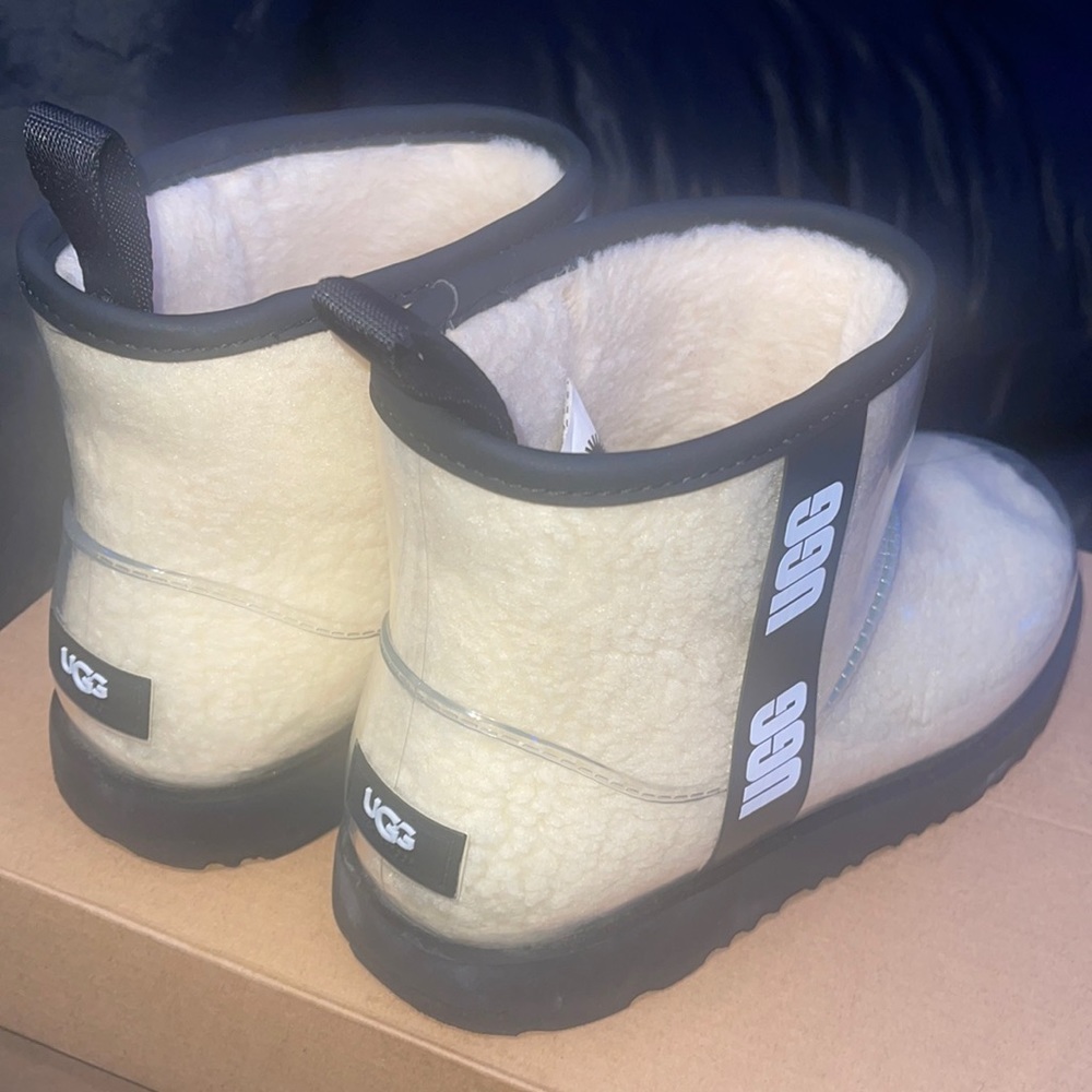 Kids classic clear mini size 6